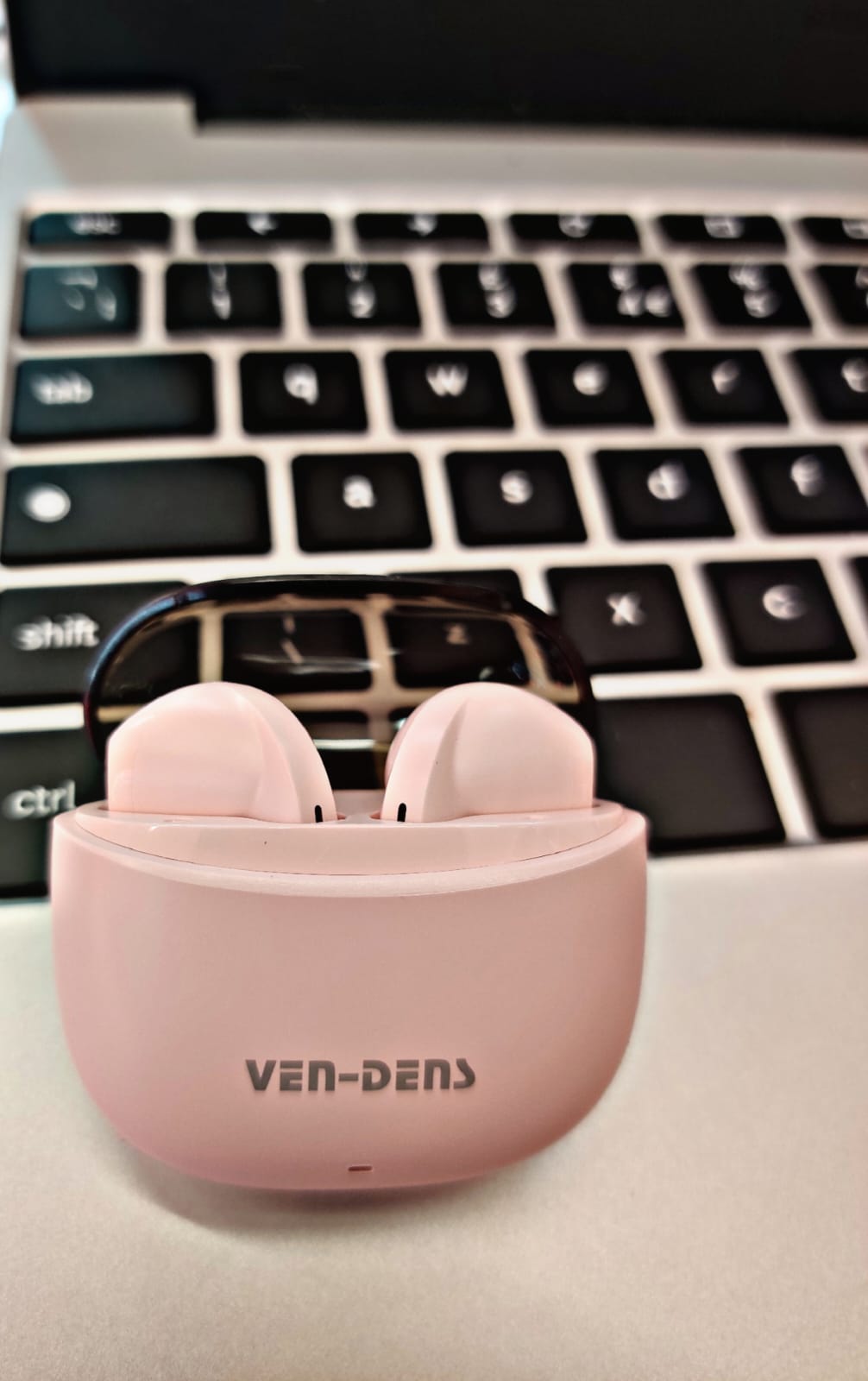 Bluetooth Wireless Earbuds