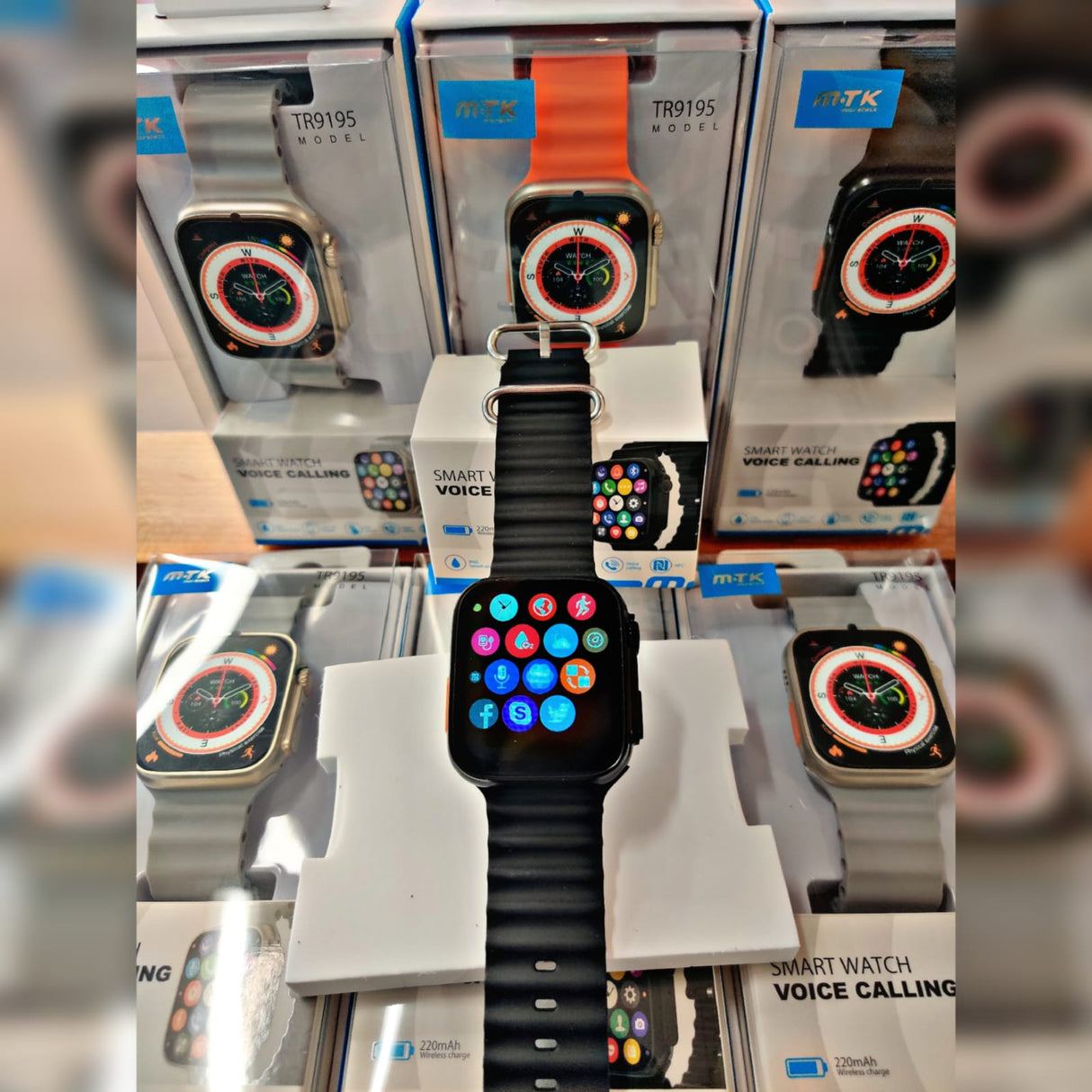 SMART WATCH SPLASH PROOF